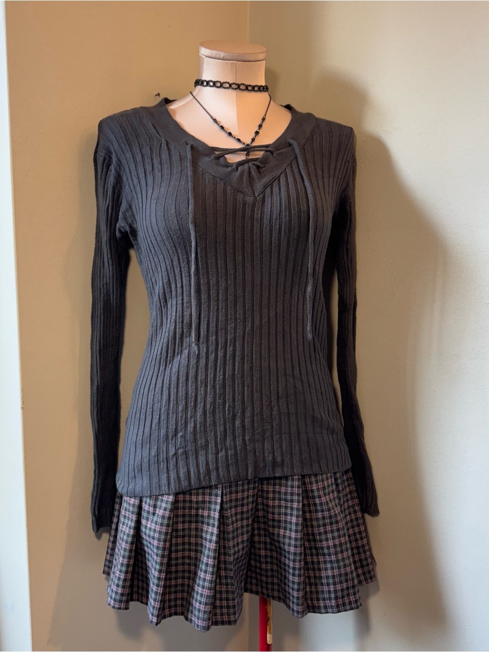 Women's Charcoal Ribbed Lace-Up Long Sleeve Tee